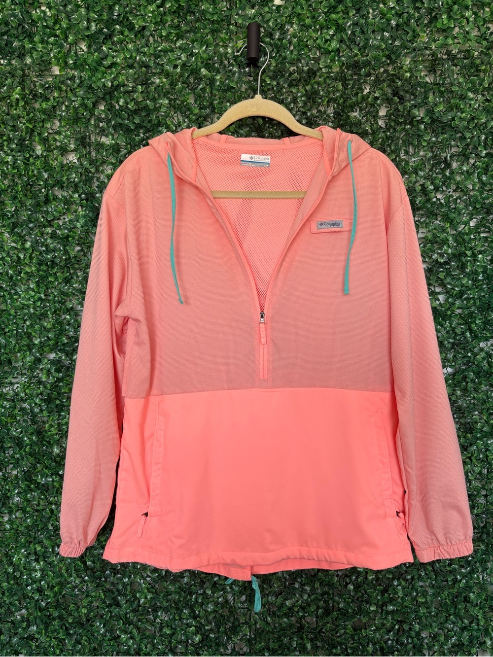 Columbia PFG Women’s Coral Peach Half-Zip Pullover windbreaker Hoodie